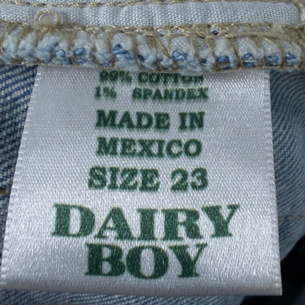 Dairy Boy Light Wash MidRise Straight Leg Blue Denim Jeans Size 23 Paige Lorenze - Picture 9 of 9